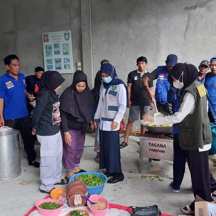 Cepat Salurkan Bantuan, Pemkot Parepare Buka Dapur Umum Jamin Makanan Sehat dan Steril